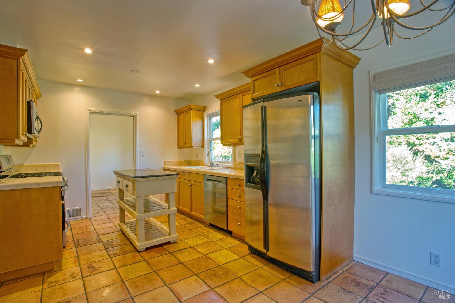 Detail Gallery Image 4 of 12 For 56 Wild Iris Rd, San Geronimo,  CA 94963 - 1 Beds | 1 Baths