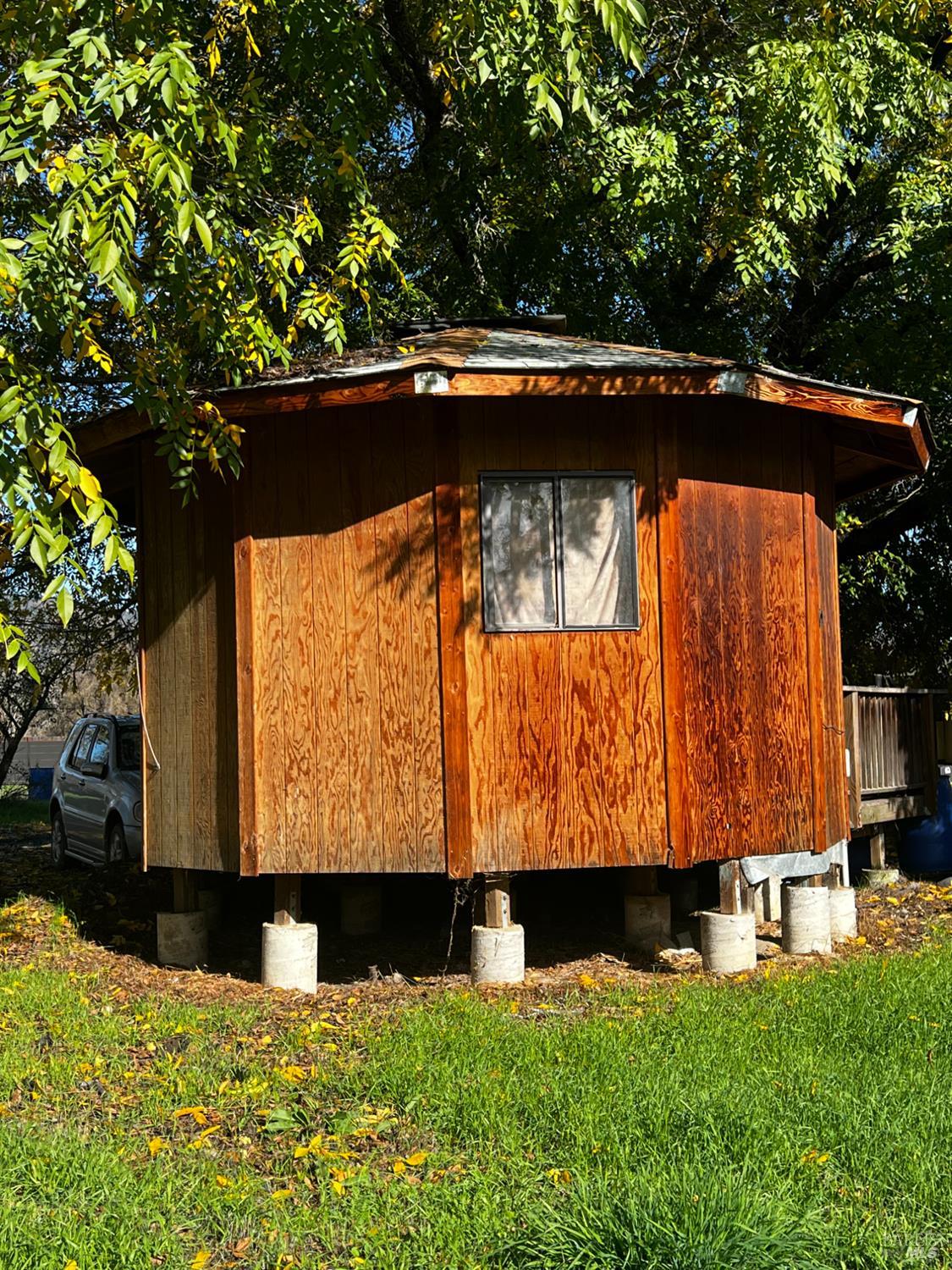 Detail Gallery Image 3 of 36 For 23005 Covelo Refuse Rd, Covelo,  CA 95428 - 1 Beds | 1 Baths