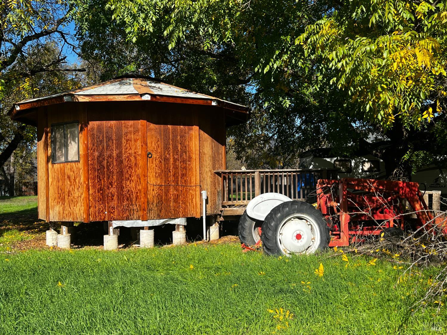 Detail Gallery Image 4 of 36 For 23005 Covelo Refuse Rd, Covelo,  CA 95428 - 1 Beds | 1 Baths