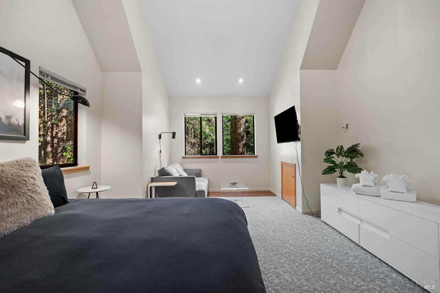 Detail Gallery Image 22 of 37 For 35120 Forest Ct, Gualala,  CA 95445 - 3 Beds | 2 Baths