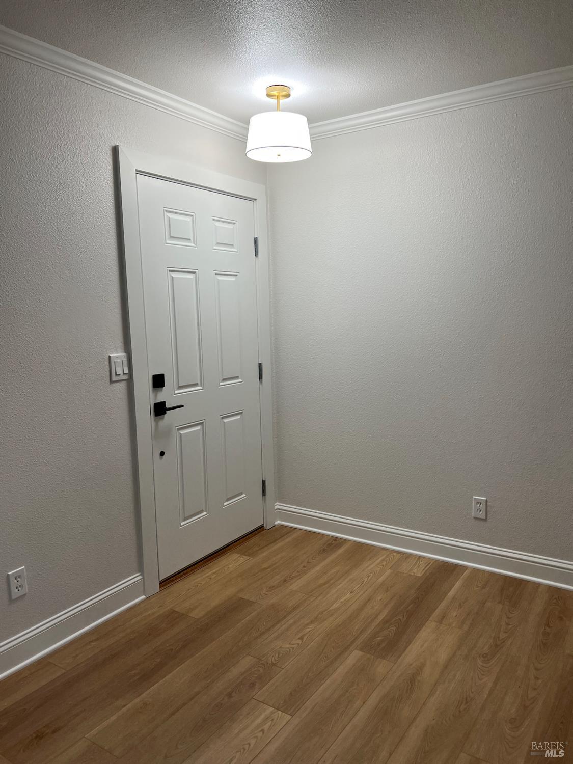 Detail Gallery Image 8 of 18 For 2001 Eastwood Dr #38,  Vacaville,  CA 95687 - 2 Beds | 1 Baths