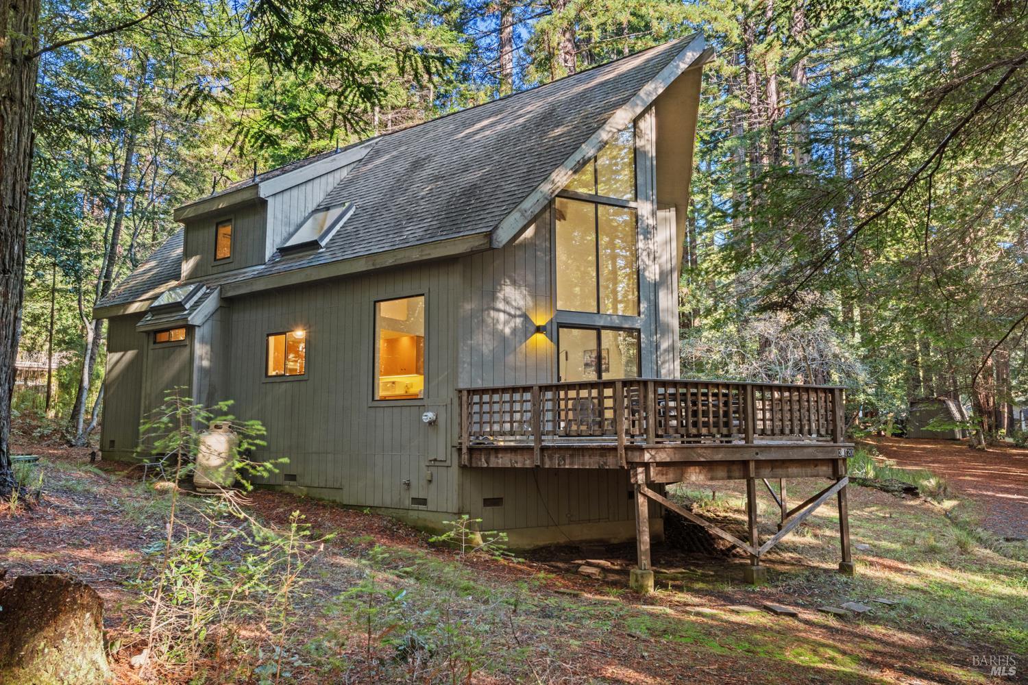 Detail Gallery Image 34 of 37 For 35120 Forest Ct, Gualala,  CA 95445 - 3 Beds | 2 Baths