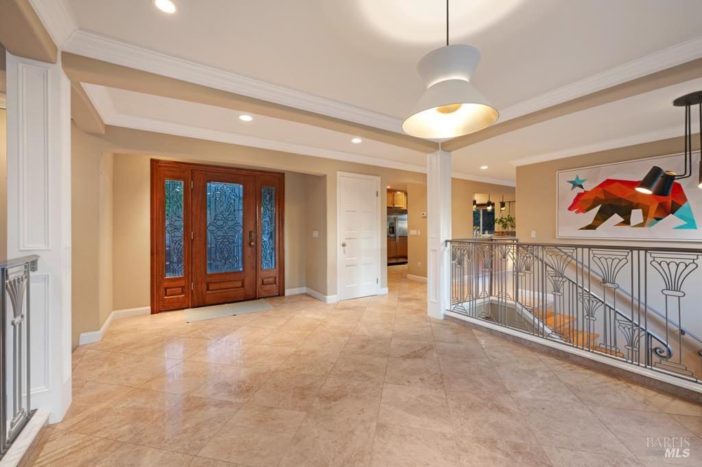 Detail Gallery Image 5 of 41 For 2531 Del Rosa Ave, Santa Rosa,  CA 95409 - 3 Beds | 2/1 Baths