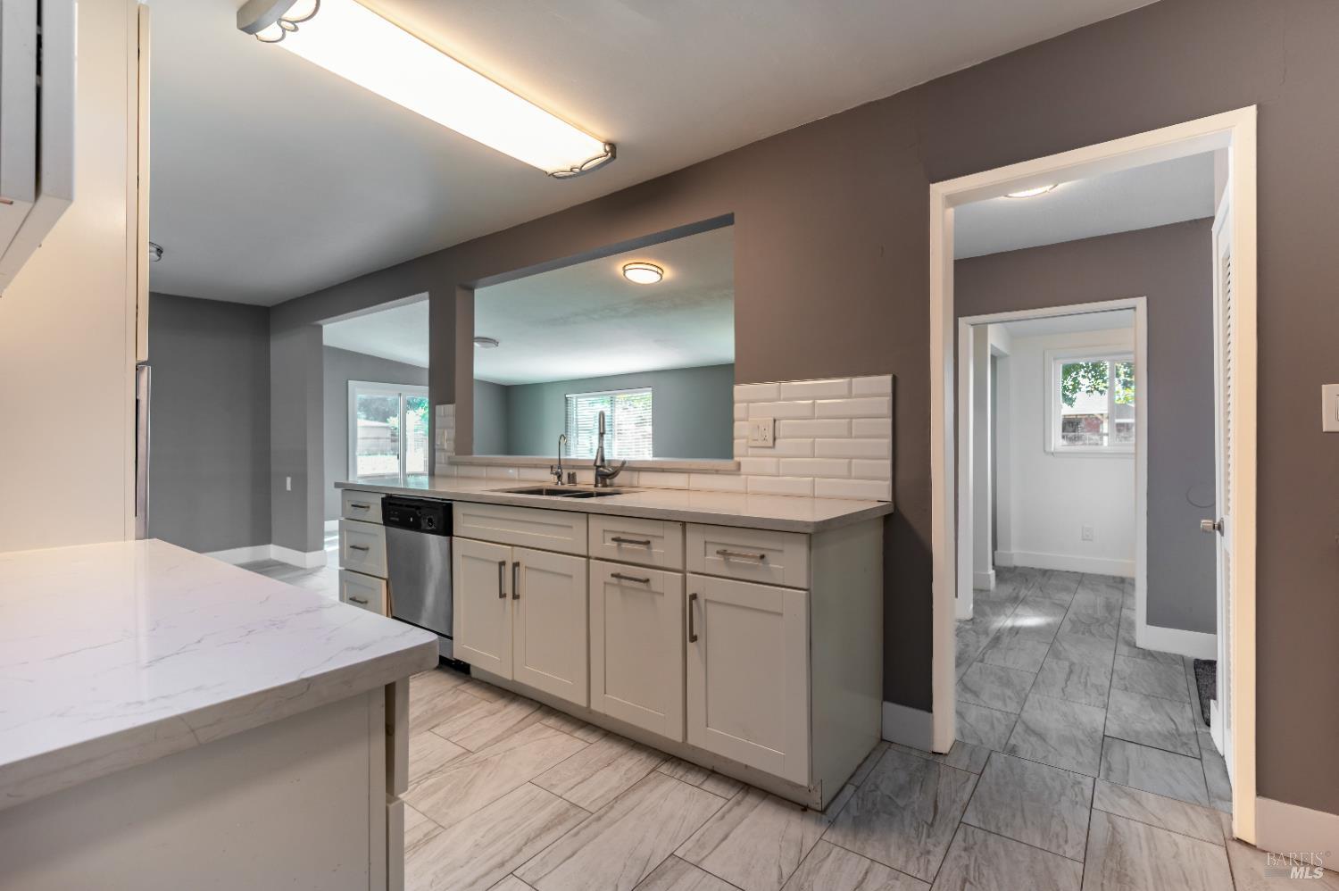 Detail Gallery Image 18 of 55 For 13035 Center Ave, San Martin,  CA 95046 - 3 Beds | 2 Baths