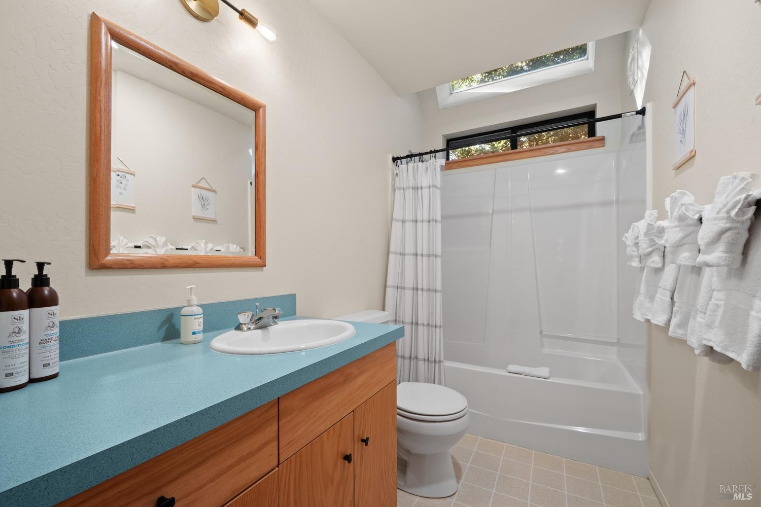 Detail Gallery Image 18 of 37 For 35120 Forest Ct, Gualala,  CA 95445 - 3 Beds | 2 Baths