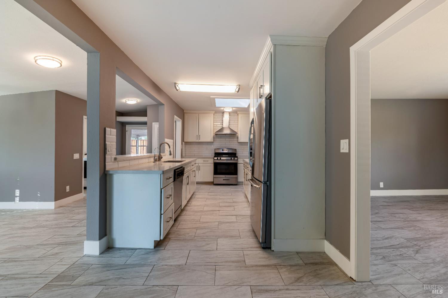 Detail Gallery Image 14 of 55 For 13035 Center Ave, San Martin,  CA 95046 - 3 Beds | 2 Baths