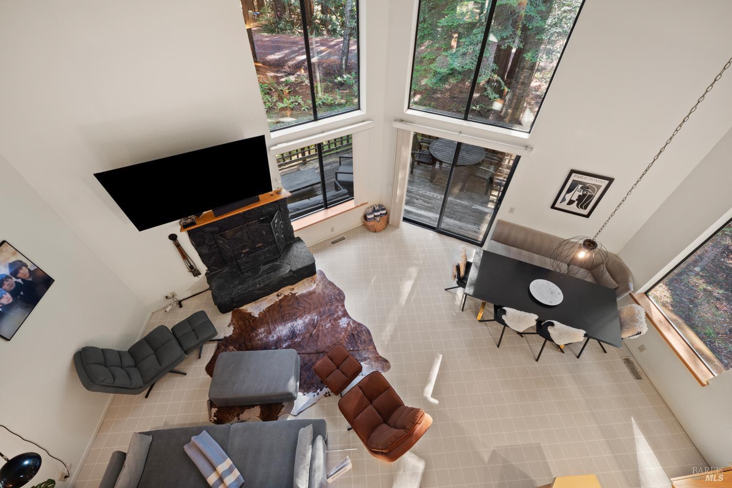 Detail Gallery Image 31 of 37 For 35120 Forest Ct, Gualala,  CA 95445 - 3 Beds | 2 Baths