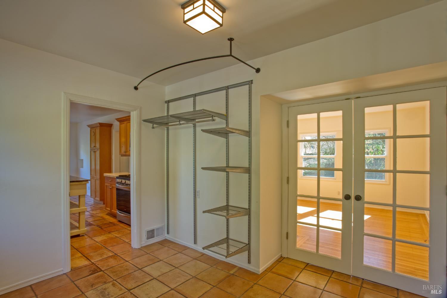Detail Gallery Image 2 of 12 For 56 Wild Iris Rd, San Geronimo,  CA 94963 - 1 Beds | 1 Baths