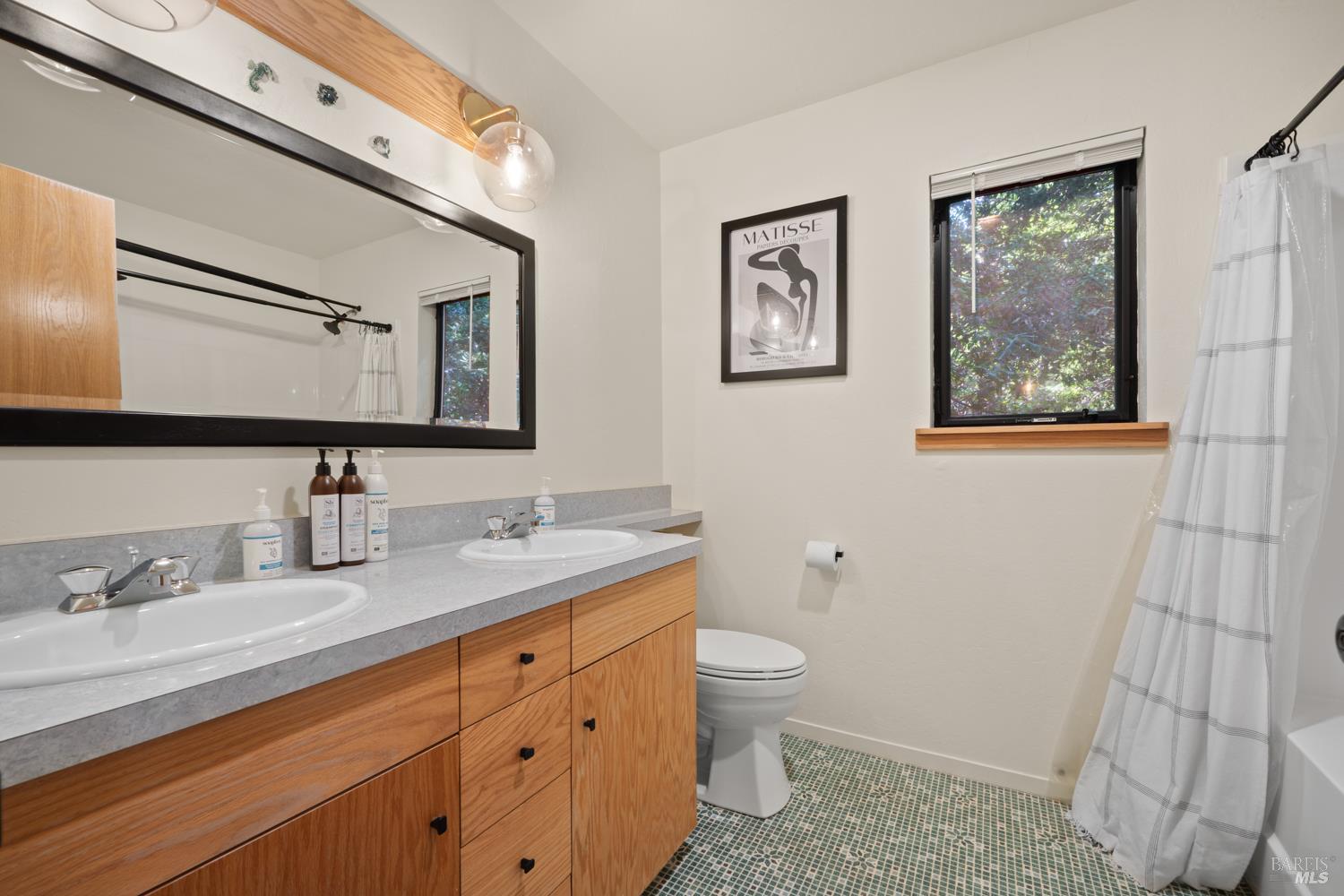 Detail Gallery Image 28 of 37 For 35120 Forest Ct, Gualala,  CA 95445 - 3 Beds | 2 Baths