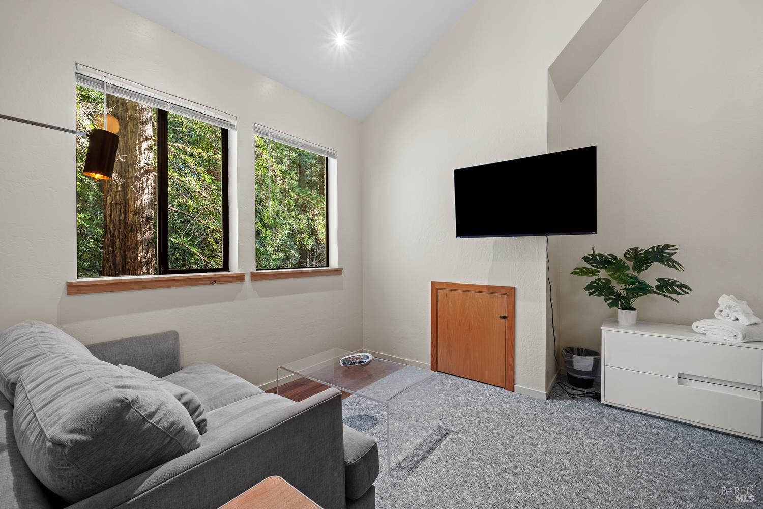 Detail Gallery Image 25 of 37 For 35120 Forest Ct, Gualala,  CA 95445 - 3 Beds | 2 Baths