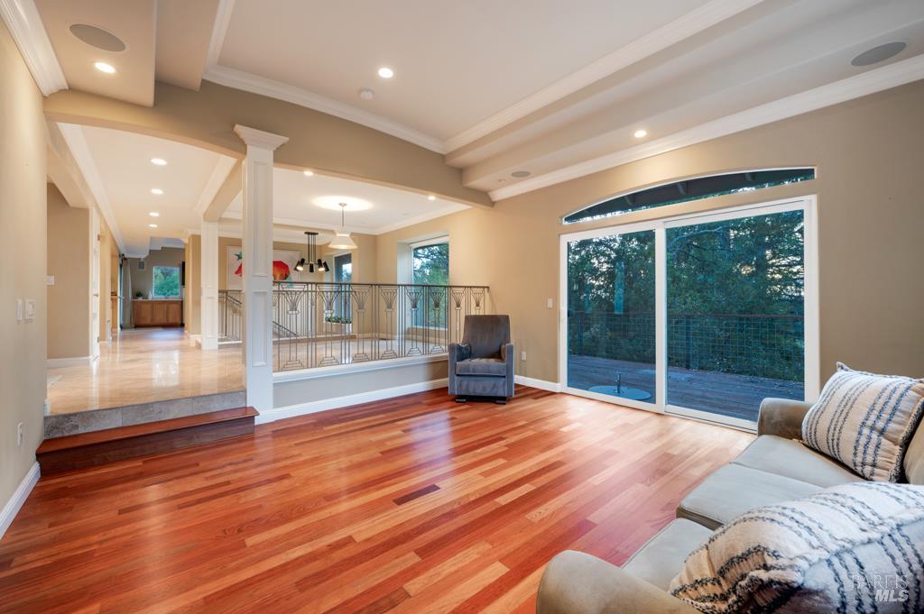 Detail Gallery Image 7 of 41 For 2531 Del Rosa Ave, Santa Rosa,  CA 95409 - 3 Beds | 2/1 Baths