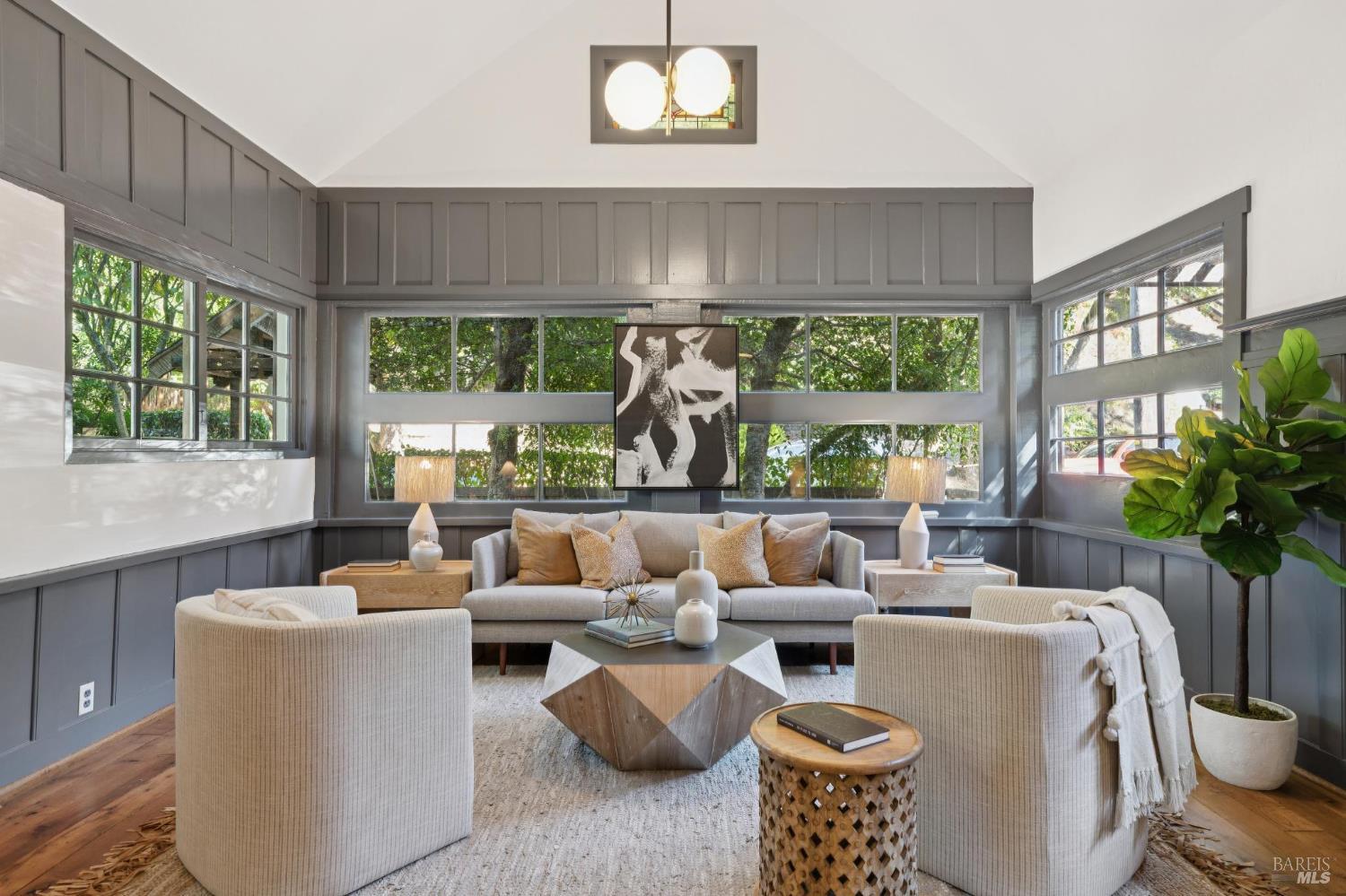 Front Image Thumbnail for BA325098832