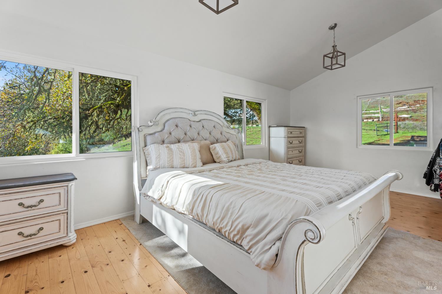 Detail Gallery Image 7 of 20 For 8500 Black Bart Trl, Redwood Valley,  CA 95470 - 4 Beds | 2 Baths