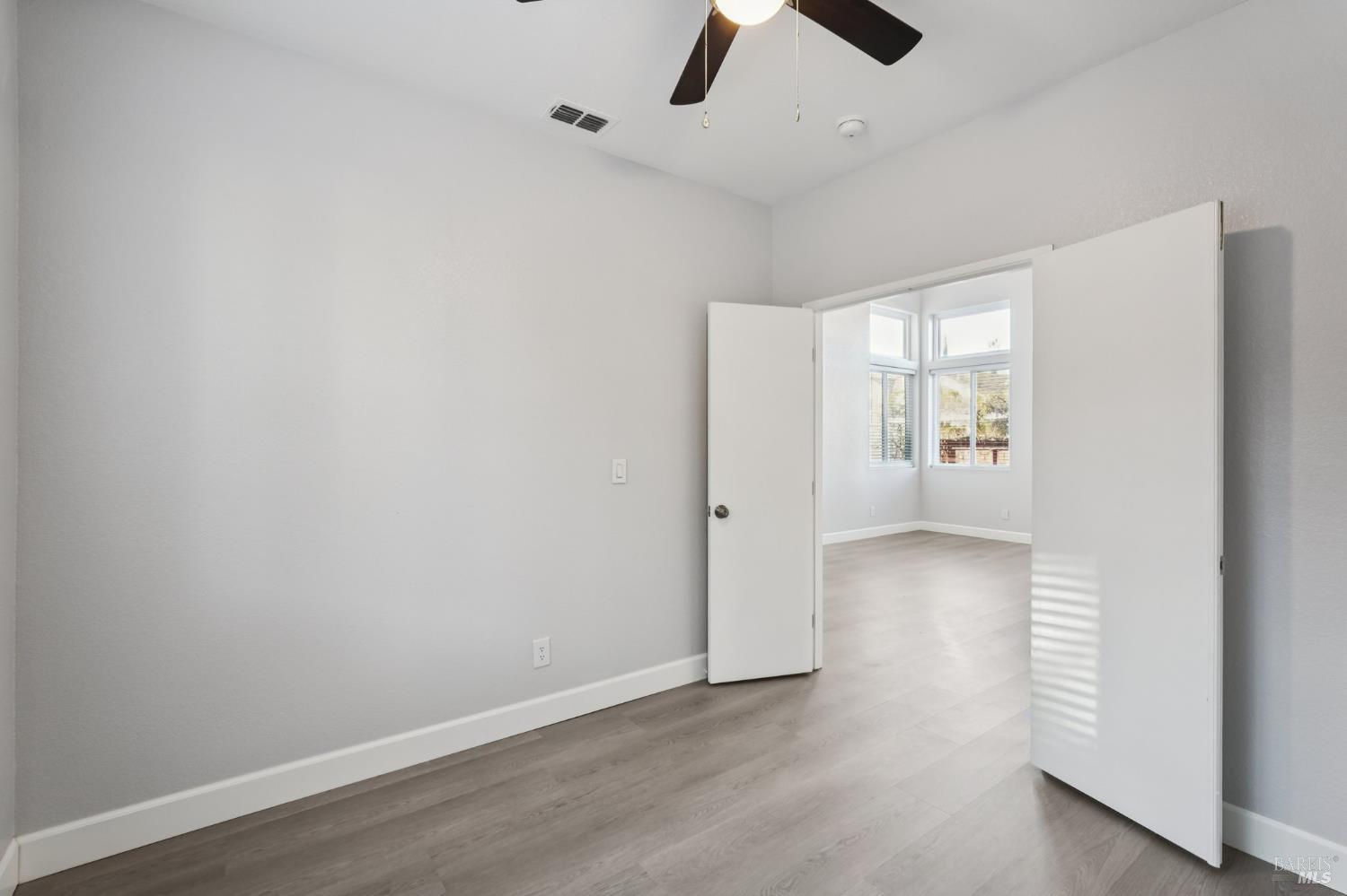 Detail Gallery Image 20 of 50 For 824 Cedarcrest Dr, Vacaville,  CA 95687 - 4 Beds | 3 Baths