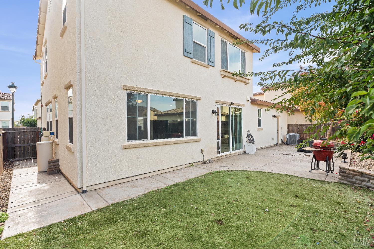 Detail Gallery Image 42 of 47 For 112 Wisteria Cir, Vacaville,  CA 95687 - 4 Beds | 3 Baths