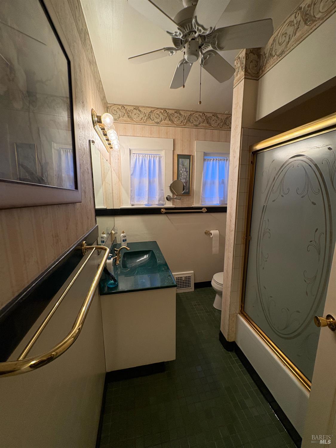 Detail Gallery Image 17 of 37 For 234 C St, San Rafael,  CA 94901 - 2 Beds | 2 Baths