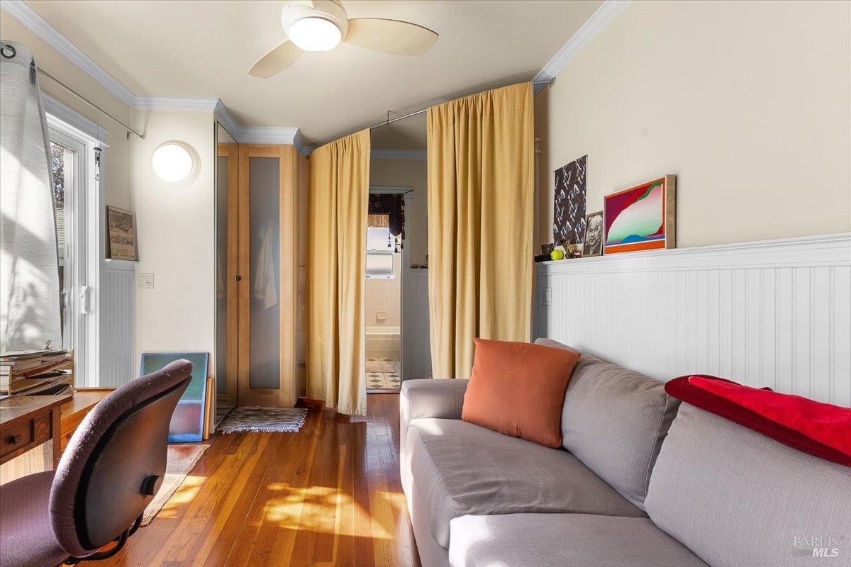 Detail Gallery Image 16 of 46 For 130 11th St, Santa Rosa,  CA 95401 - 4 Beds | 2 Baths