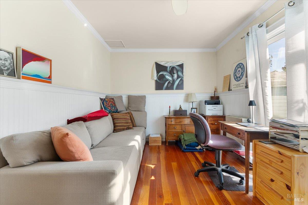 Detail Gallery Image 15 of 46 For 130 11th St, Santa Rosa,  CA 95401 - 4 Beds | 2 Baths