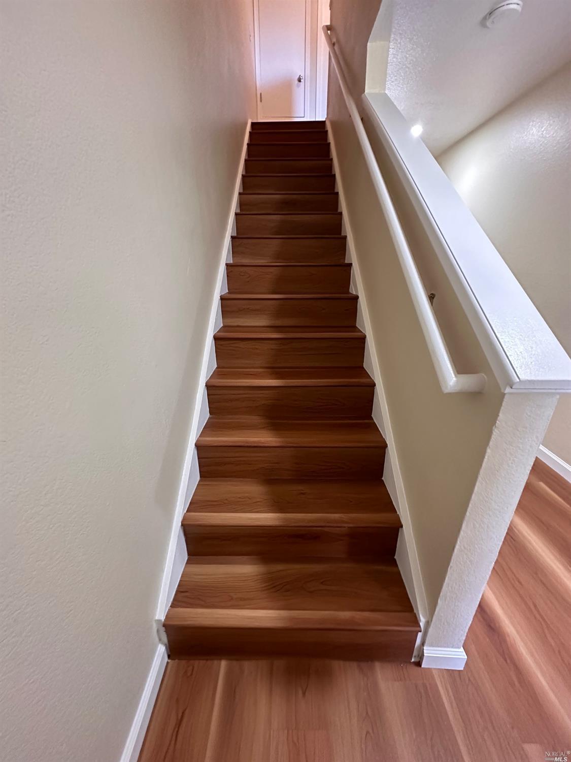 Detail Gallery Image 12 of 18 For 447 Tabor Ave, Fairfield,  CA 94533 - 2 Beds | 2/1 Baths