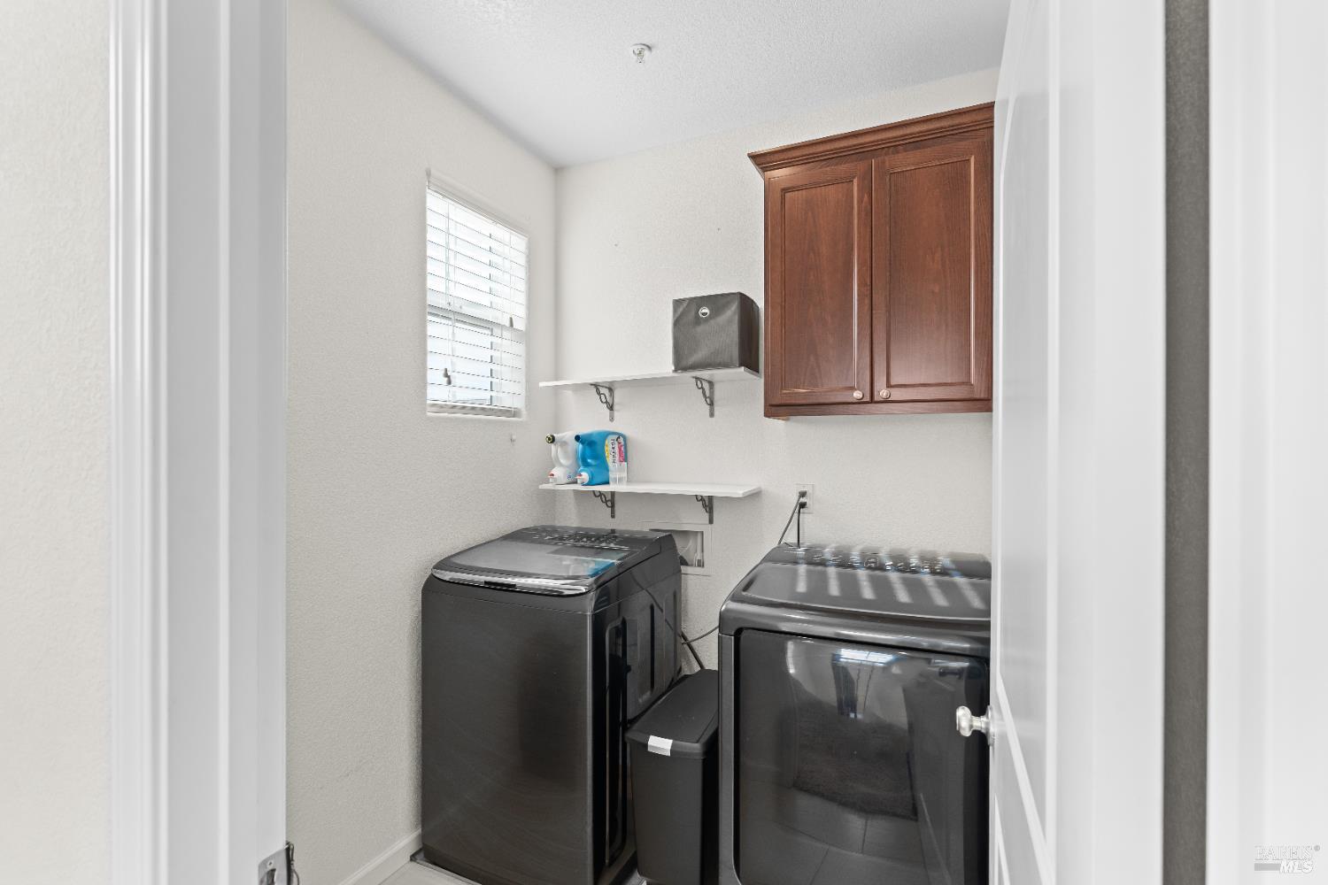 Detail Gallery Image 27 of 47 For 112 Wisteria Cir, Vacaville,  CA 95687 - 4 Beds | 3 Baths