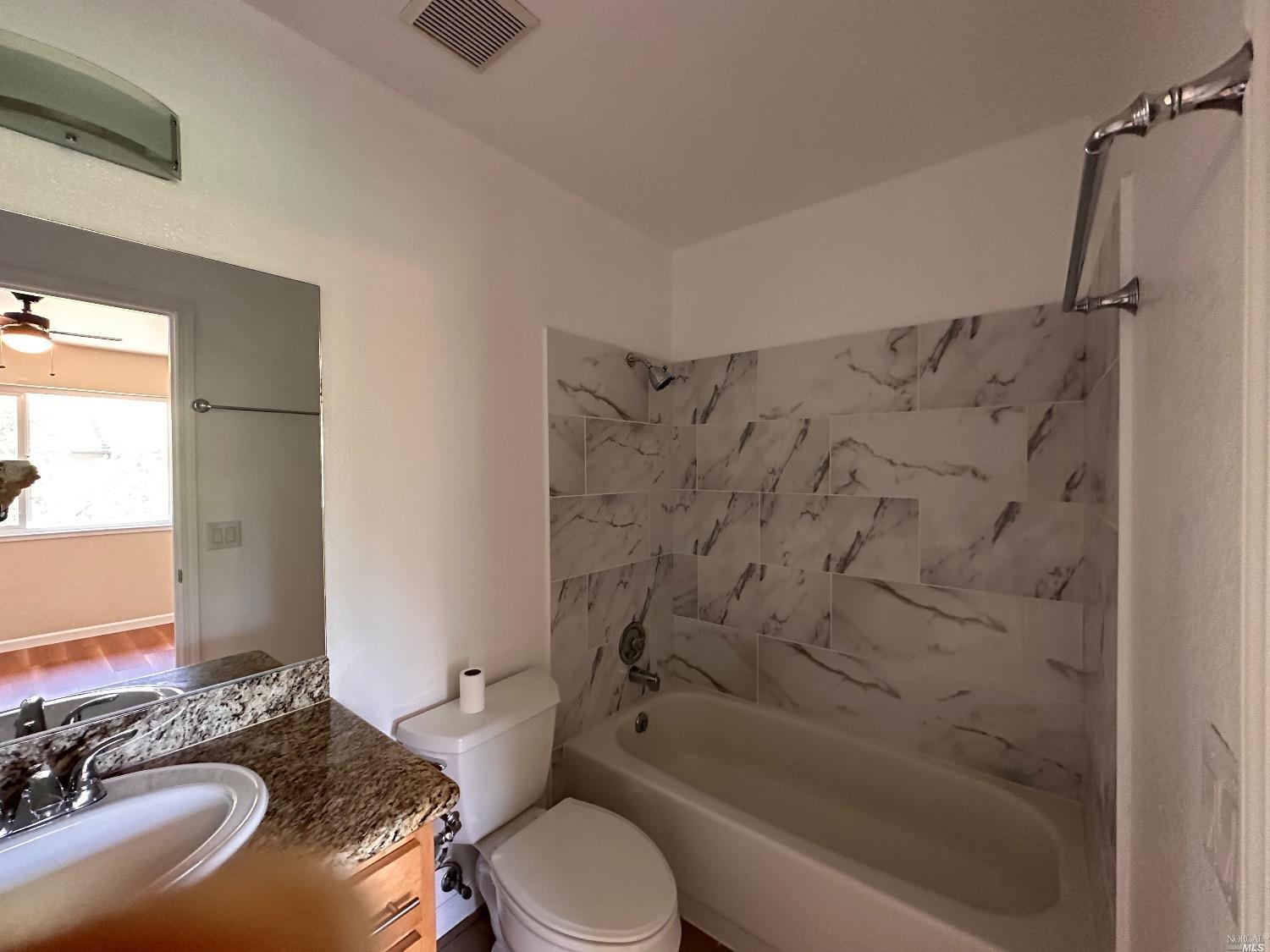 Detail Gallery Image 18 of 18 For 447 Tabor Ave, Fairfield,  CA 94533 - 2 Beds | 2/1 Baths