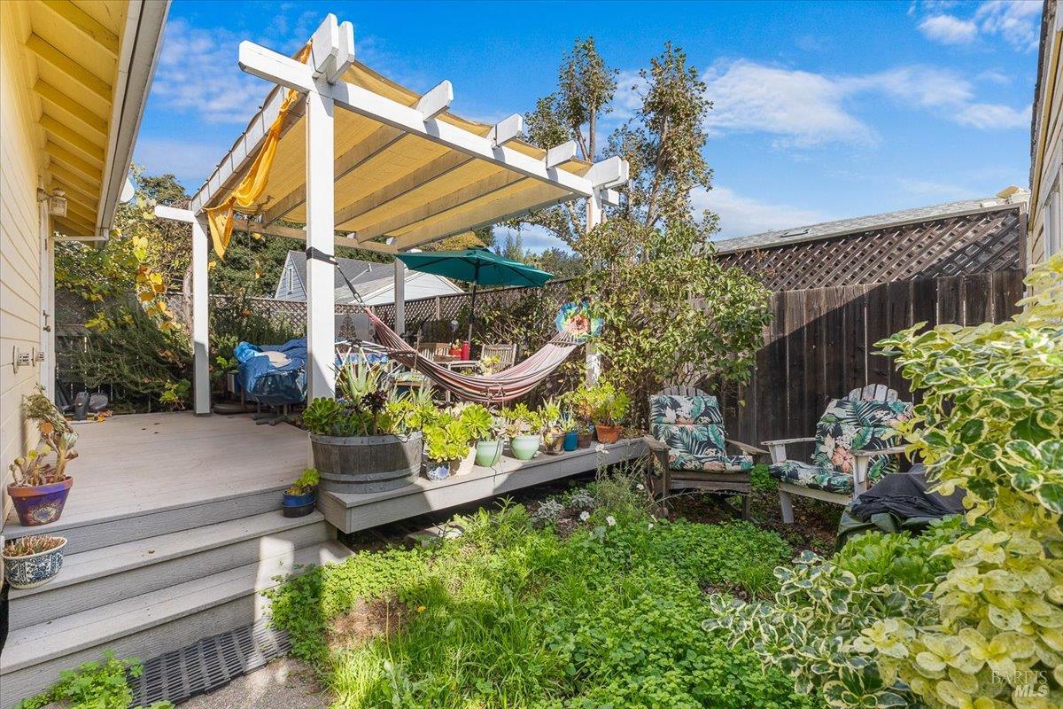 Detail Gallery Image 37 of 46 For 130 11th St, Santa Rosa,  CA 95401 - 4 Beds | 2 Baths