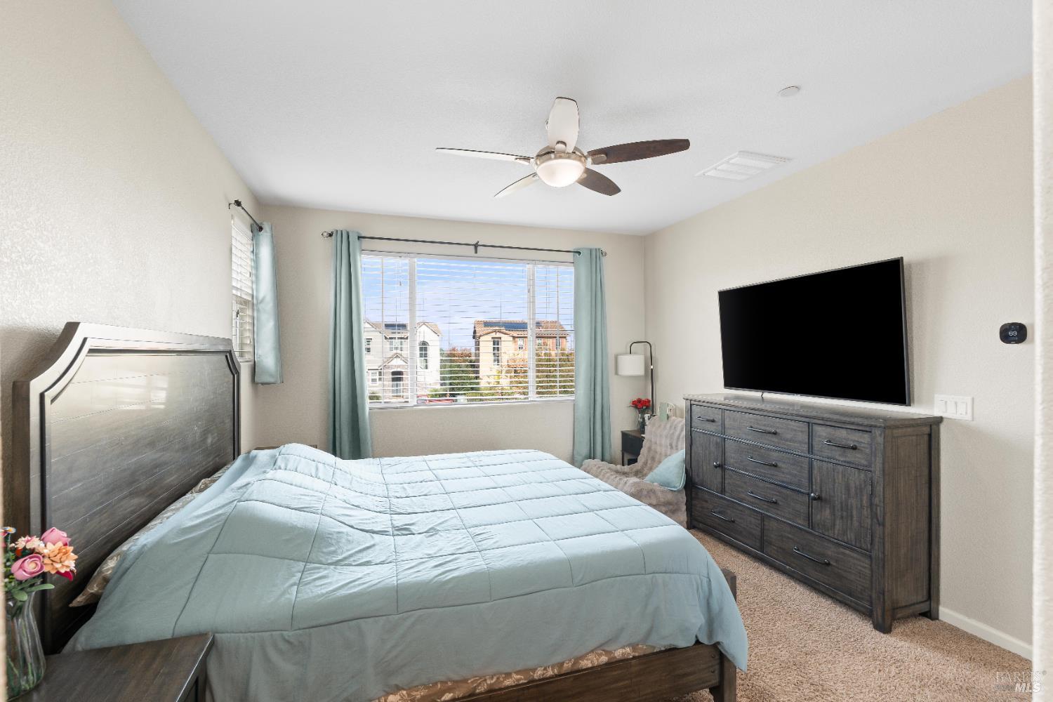 Detail Gallery Image 35 of 47 For 112 Wisteria Cir, Vacaville,  CA 95687 - 4 Beds | 3 Baths