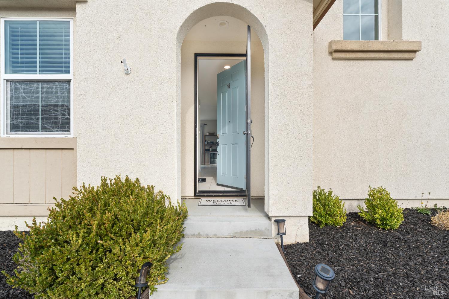 Detail Gallery Image 7 of 47 For 112 Wisteria Cir, Vacaville,  CA 95687 - 4 Beds | 3 Baths