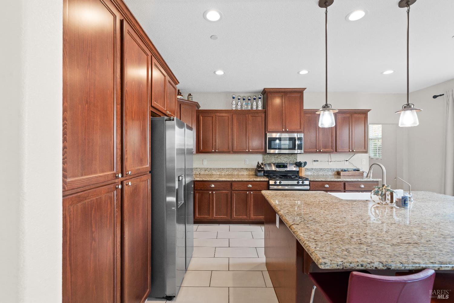 Detail Gallery Image 22 of 47 For 112 Wisteria Cir, Vacaville,  CA 95687 - 4 Beds | 3 Baths