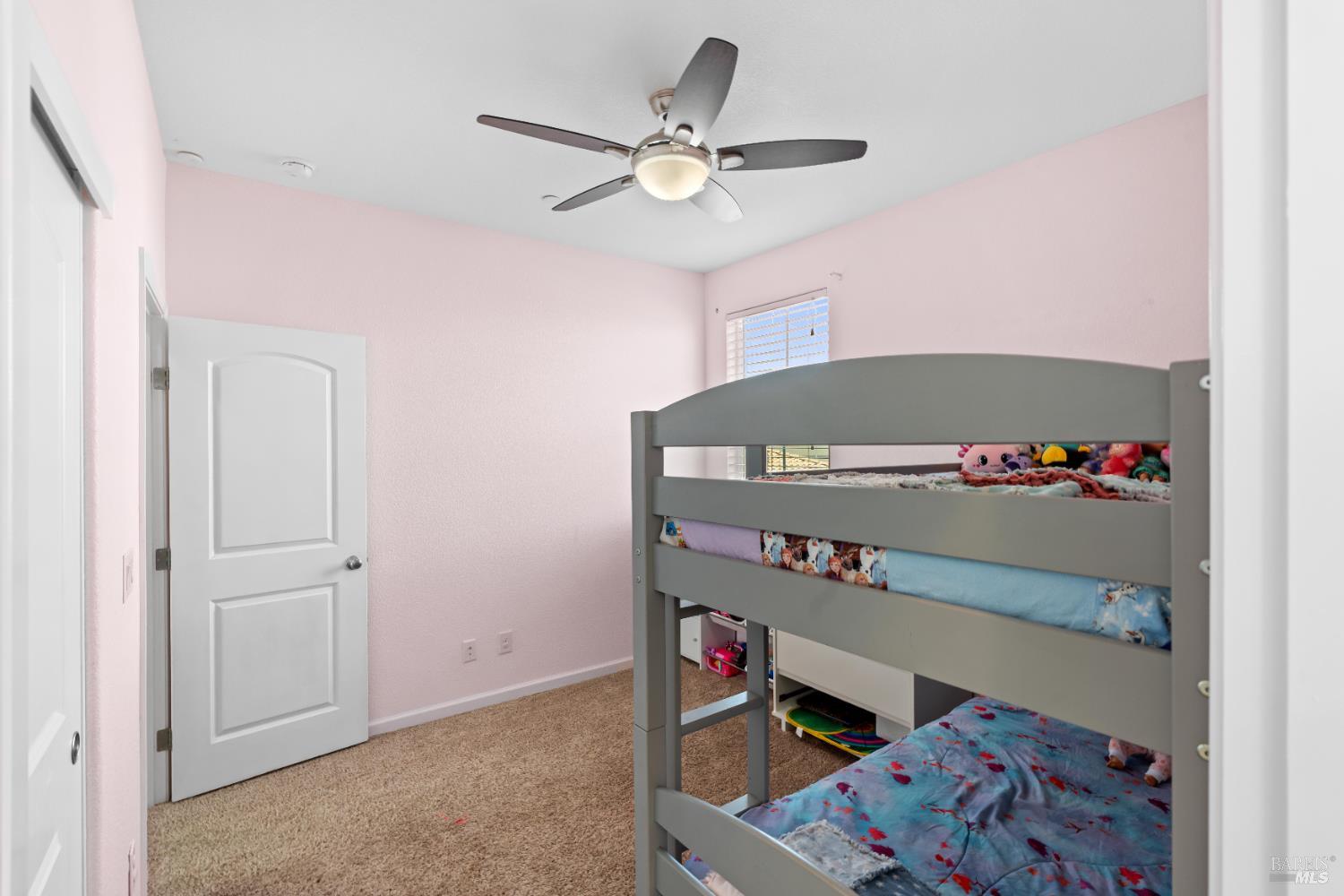 Detail Gallery Image 33 of 47 For 112 Wisteria Cir, Vacaville,  CA 95687 - 4 Beds | 3 Baths