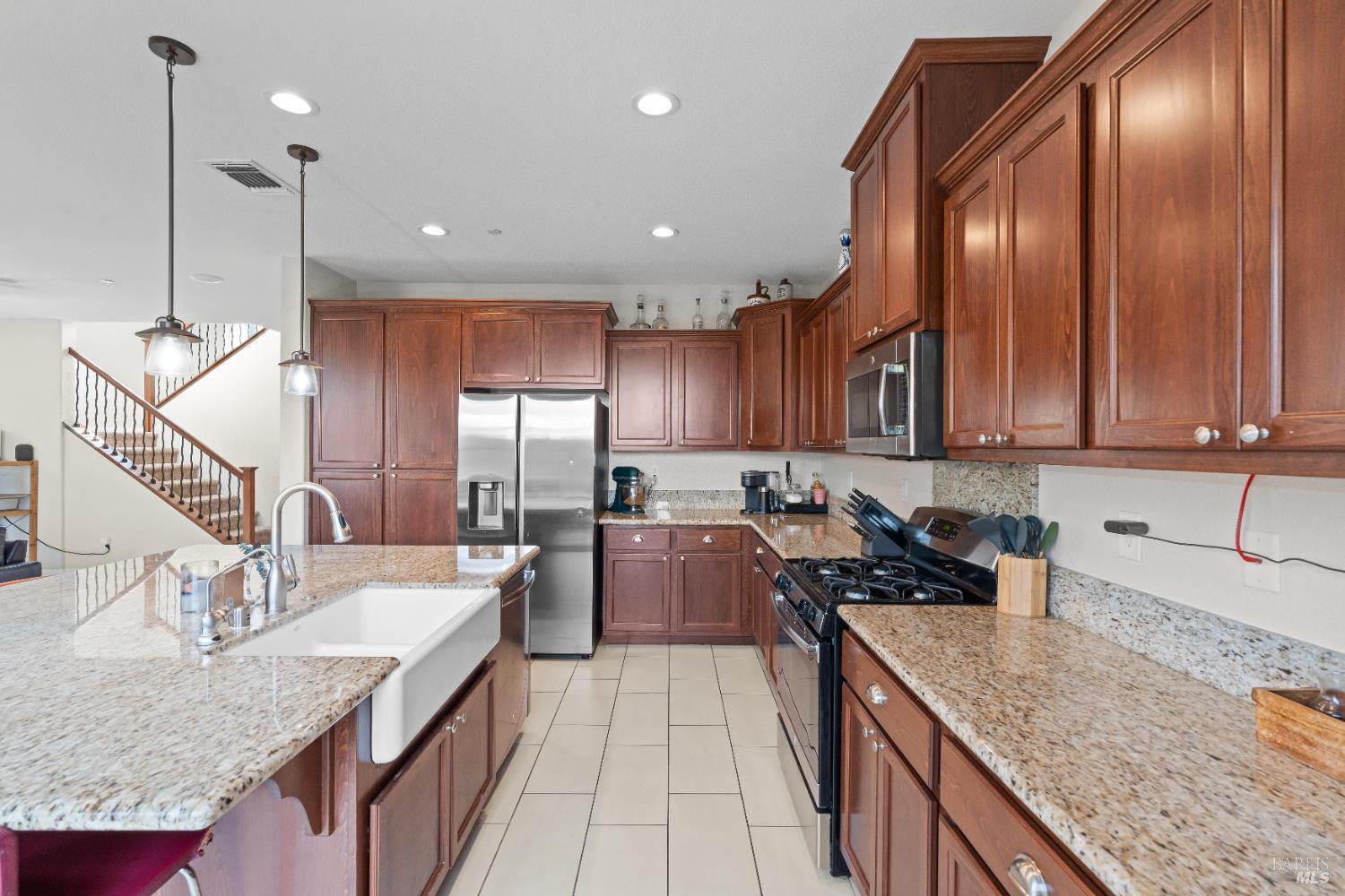 Detail Gallery Image 21 of 47 For 112 Wisteria Cir, Vacaville,  CA 95687 - 4 Beds | 3 Baths