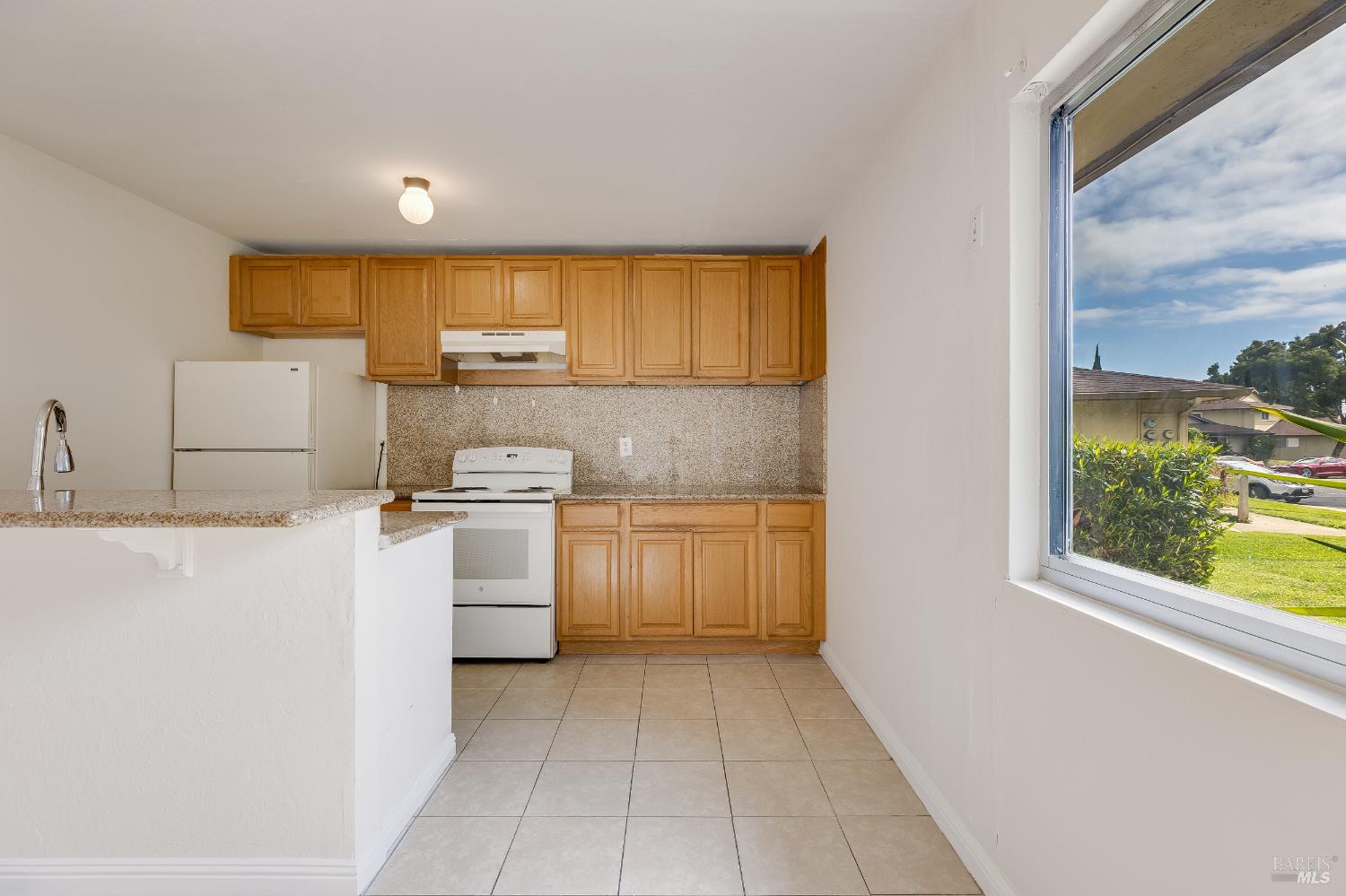 Detail Gallery Image 8 of 22 For 2404 Lemontree Ct #1,  Antioch,  CA 94509 - 2 Beds | 1 Baths