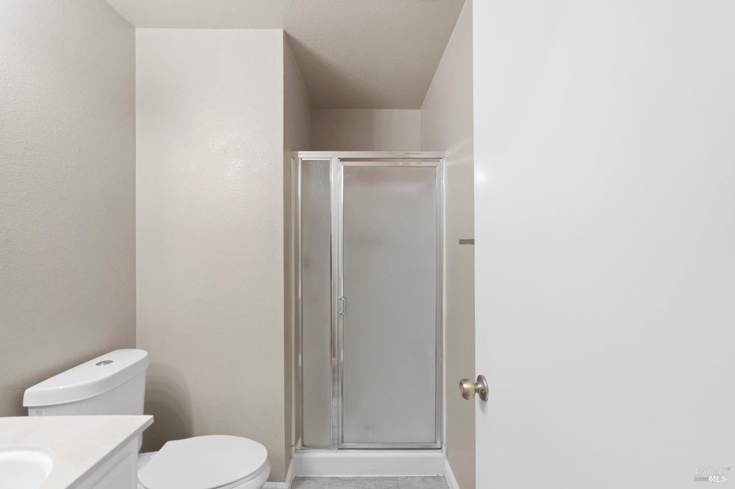 Detail Gallery Image 19 of 48 For 1740 Gateway Dr, Vallejo,  CA 94589 - 4 Beds | 3 Baths