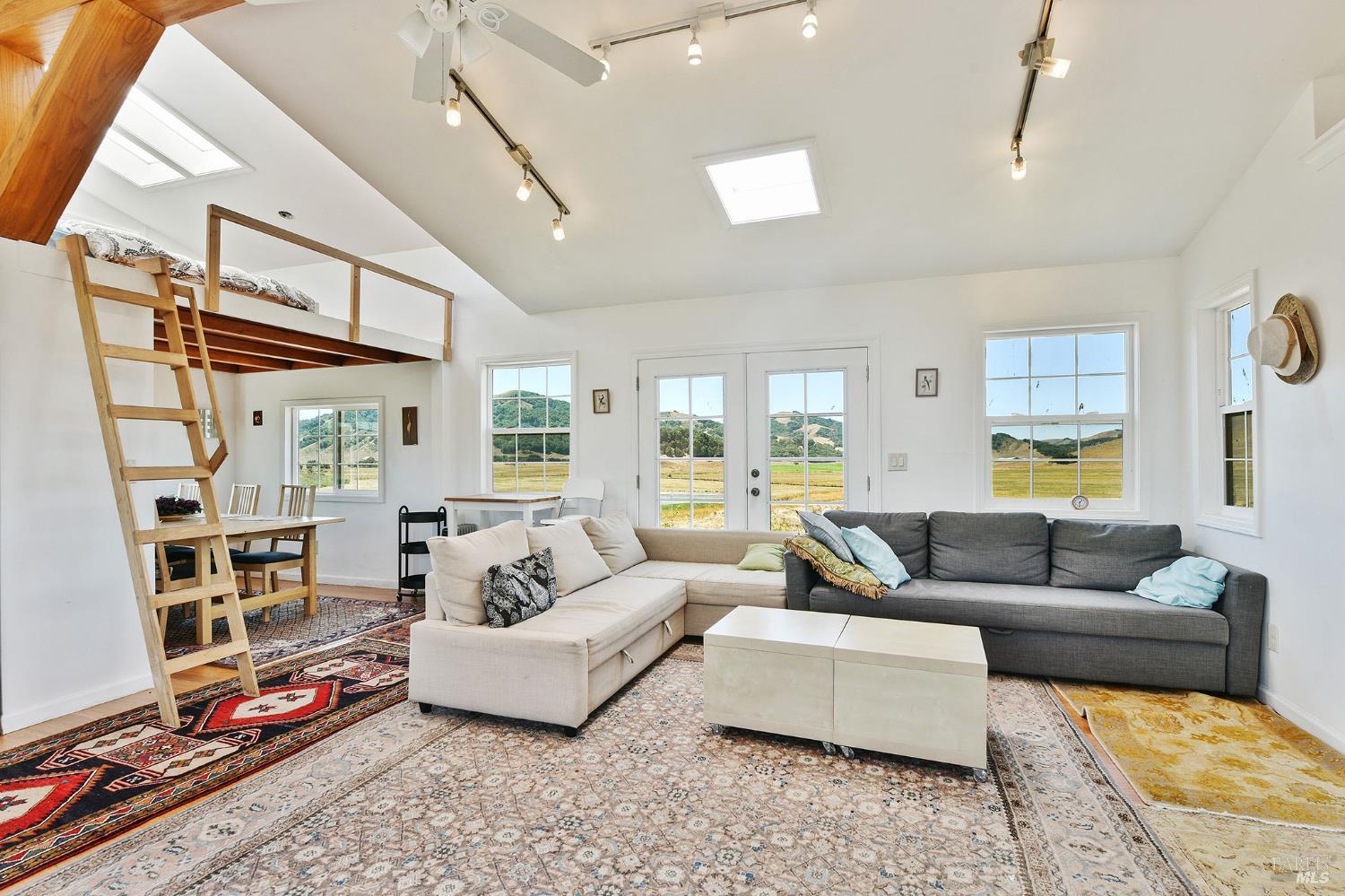 Detail Gallery Image 14 of 59 For 2590 Chileno Valley Rd, Petaluma,  CA 94952 - – Beds | – Baths