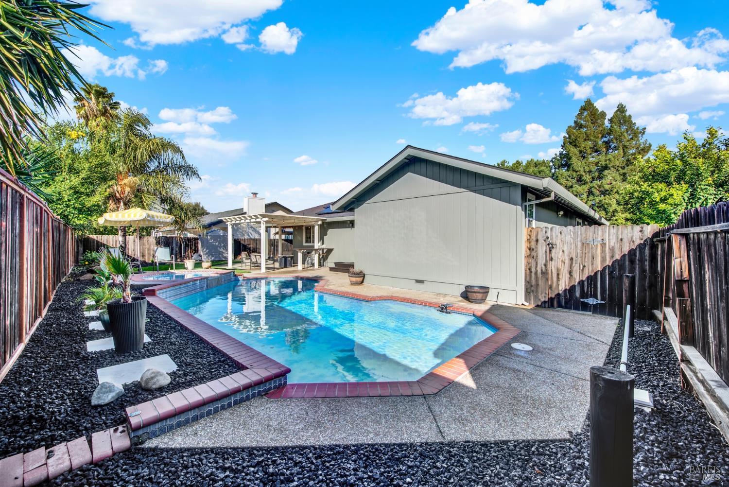 Detail Gallery Image 65 of 90 For 925 Charity Ln, Dixon,  CA 95620 - 3 Beds | 2 Baths