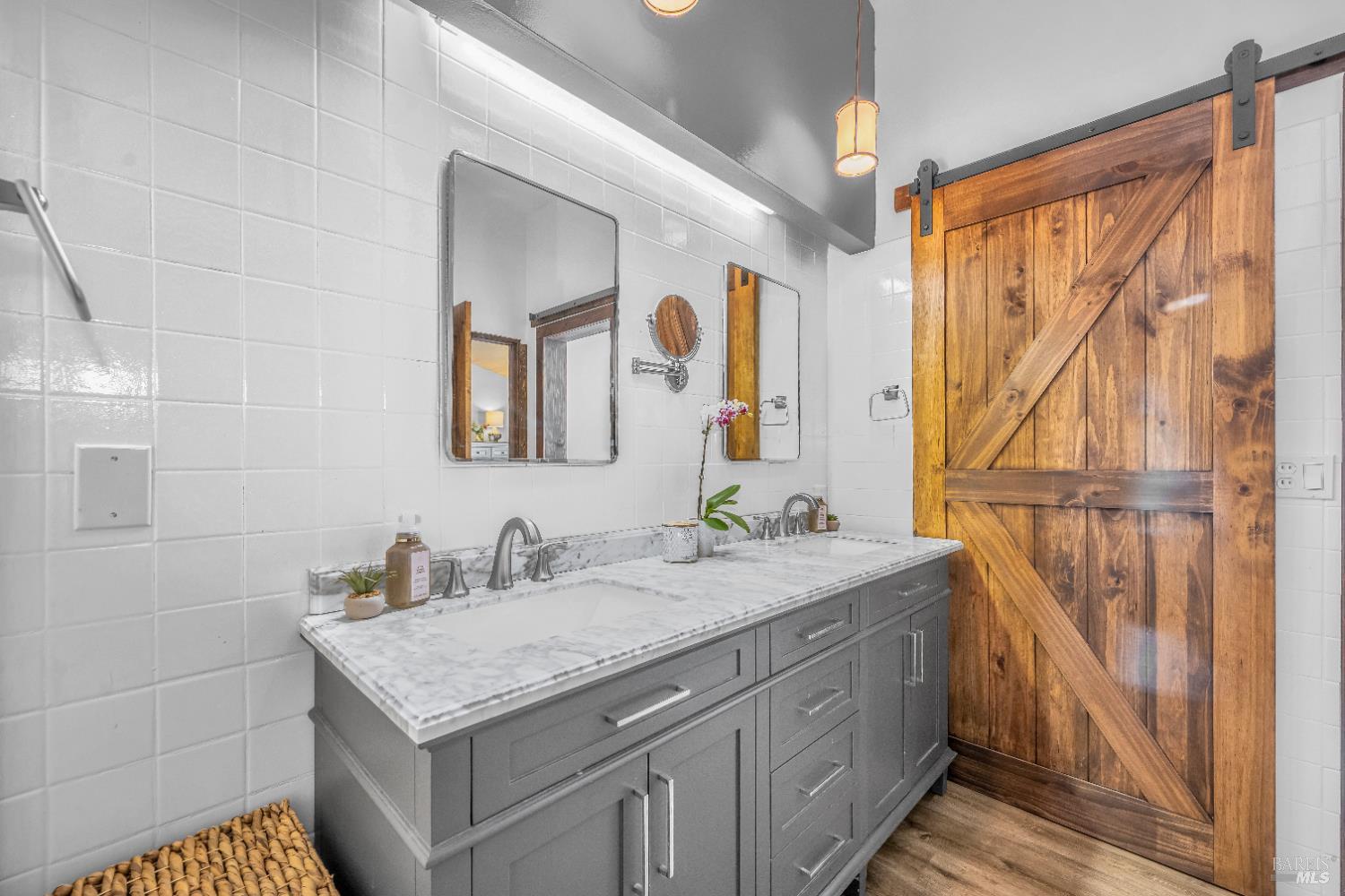 Detail Gallery Image 22 of 45 For 441 Vichy Hills Dr, Ukiah,  CA 95482 - 3 Beds | 3/1 Baths