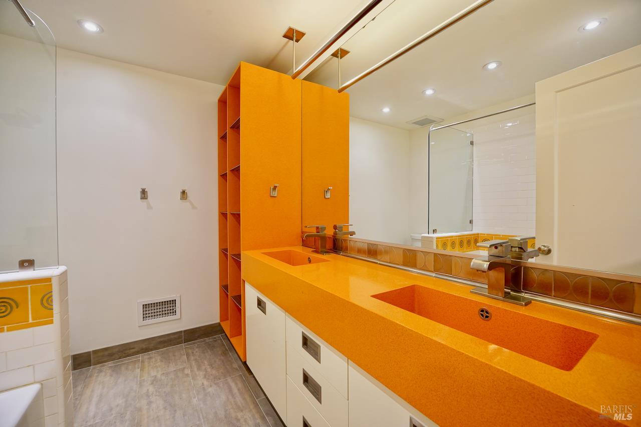 Detail Gallery Image 26 of 43 For 10 Idalia Ct, San Anselmo,  CA 94960 - 4 Beds | 3 Baths