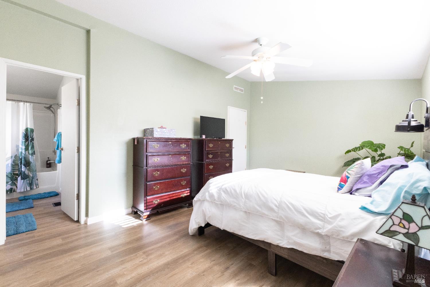 Detail Gallery Image 23 of 27 For 150 Calle Tepic Unkn, Vacaville,  CA 95687 - 3 Beds | 2 Baths