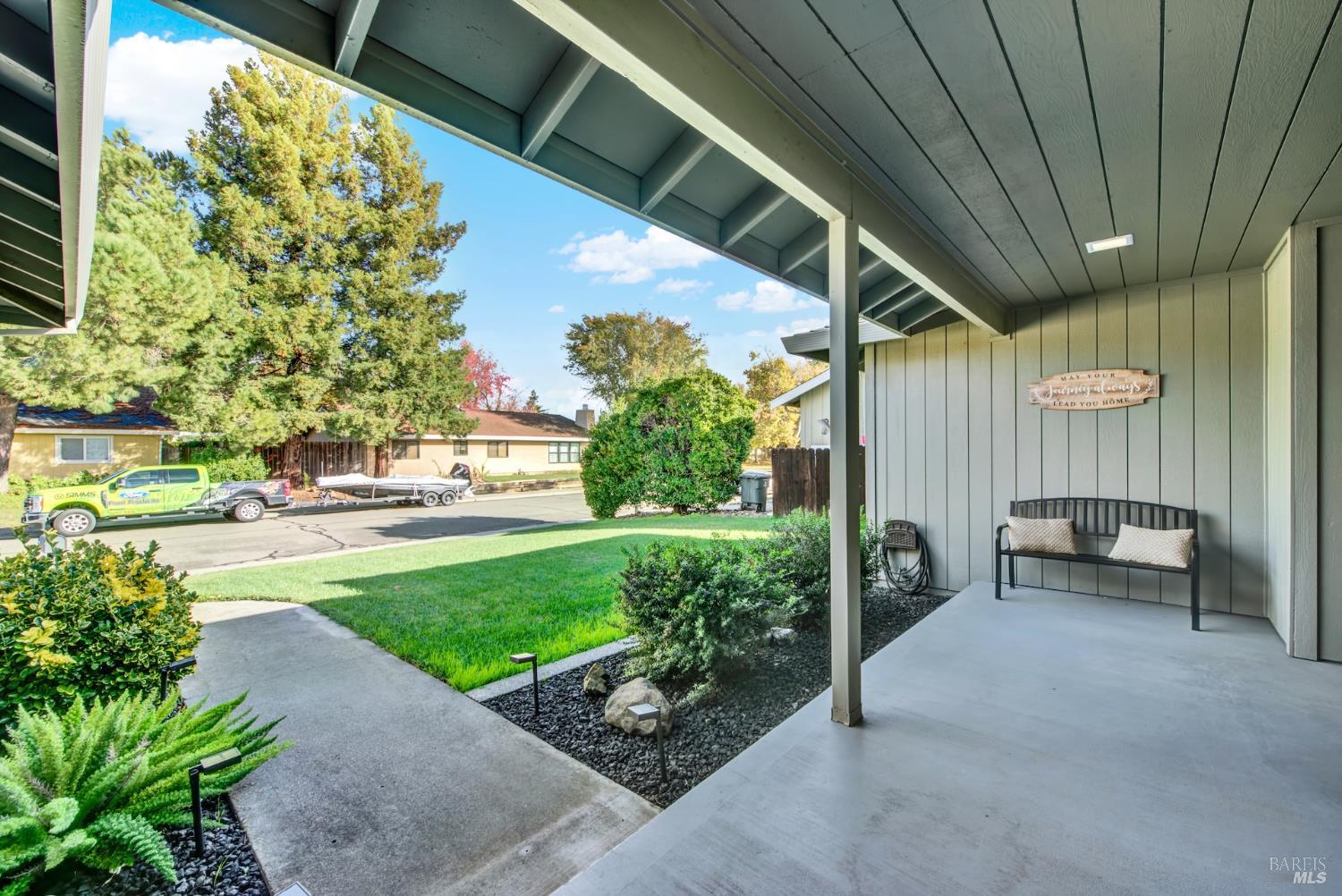 Detail Gallery Image 6 of 90 For 925 Charity Ln, Dixon,  CA 95620 - 3 Beds | 2 Baths