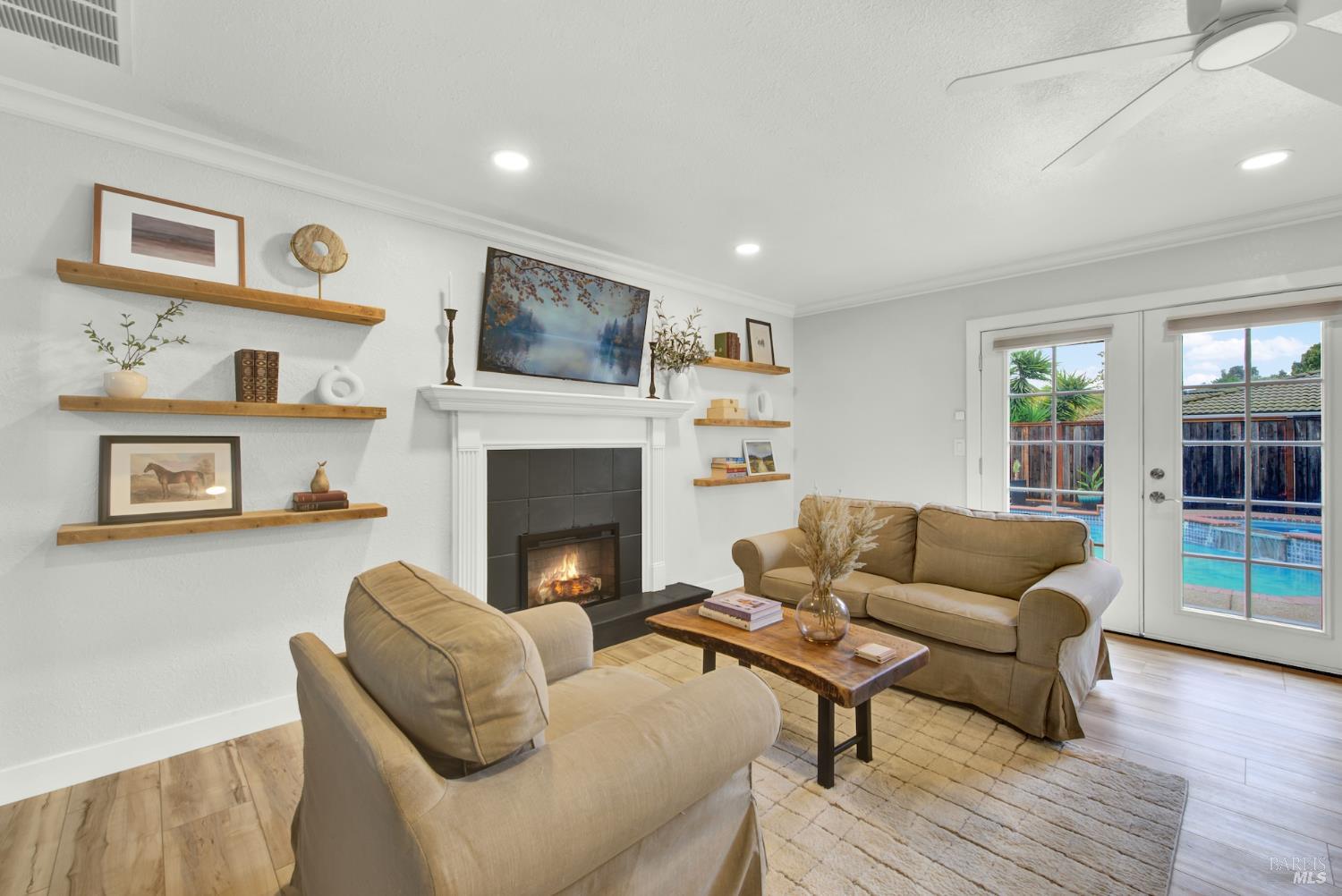 Detail Gallery Image 16 of 90 For 925 Charity Ln, Dixon,  CA 95620 - 3 Beds | 2 Baths