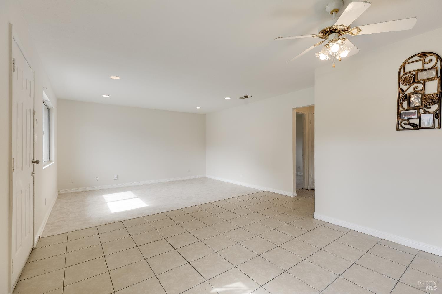 Detail Gallery Image 9 of 22 For 2404 Lemontree Ct #1,  Antioch,  CA 94509 - 2 Beds | 1 Baths