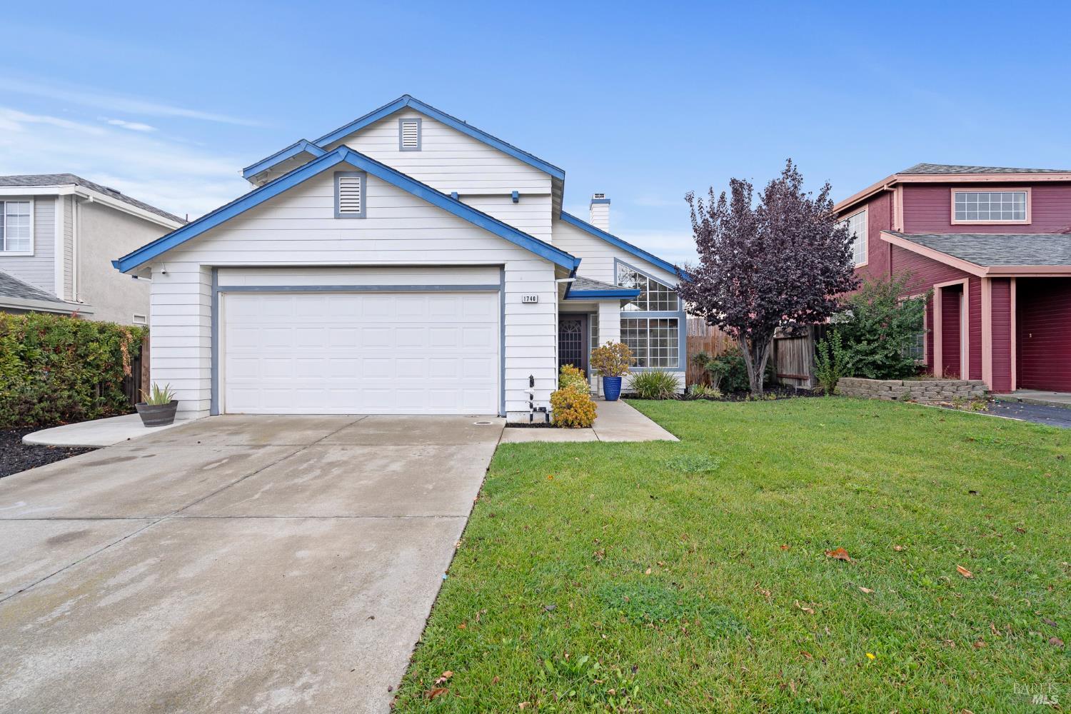 Detail Gallery Image 2 of 48 For 1740 Gateway Dr, Vallejo,  CA 94589 - 4 Beds | 3 Baths