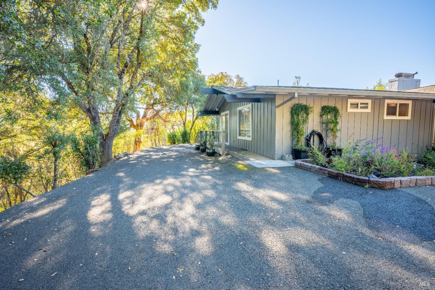 Detail Gallery Image 44 of 45 For 441 Vichy Hills Dr, Ukiah,  CA 95482 - 3 Beds | 3/1 Baths
