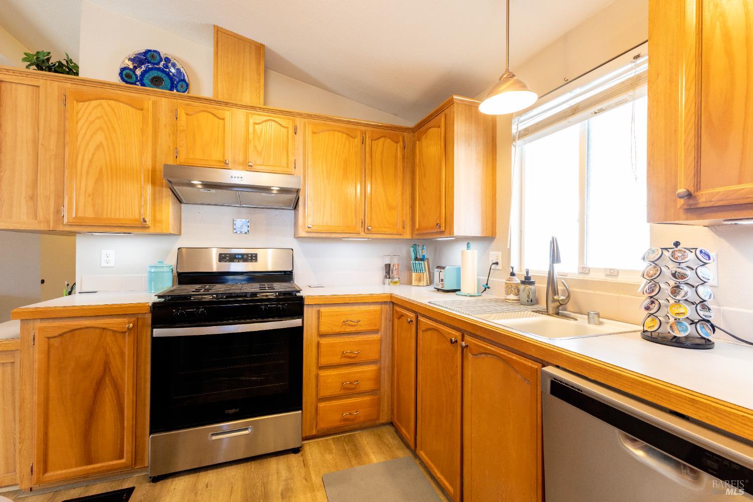 Detail Gallery Image 9 of 27 For 150 Calle Tepic Unkn, Vacaville,  CA 95687 - 3 Beds | 2 Baths