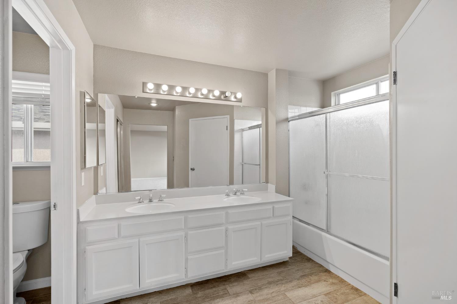 Detail Gallery Image 26 of 48 For 1740 Gateway Dr, Vallejo,  CA 94589 - 4 Beds | 3 Baths