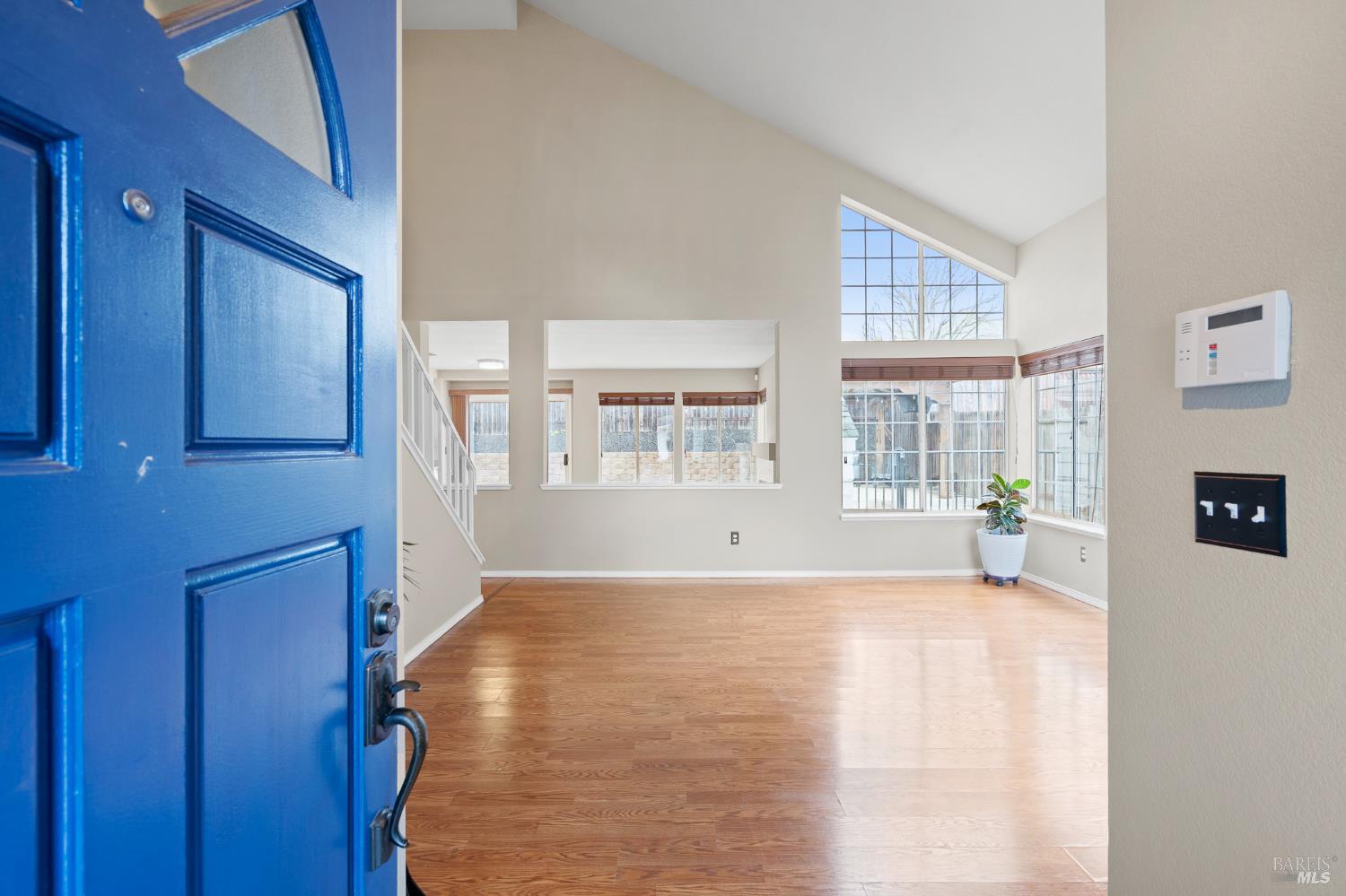 Detail Gallery Image 6 of 48 For 1740 Gateway Dr, Vallejo,  CA 94589 - 4 Beds | 3 Baths