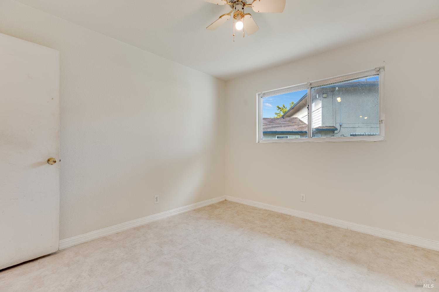 Detail Gallery Image 20 of 22 For 2404 Lemontree Ct #1,  Antioch,  CA 94509 - 2 Beds | 1 Baths