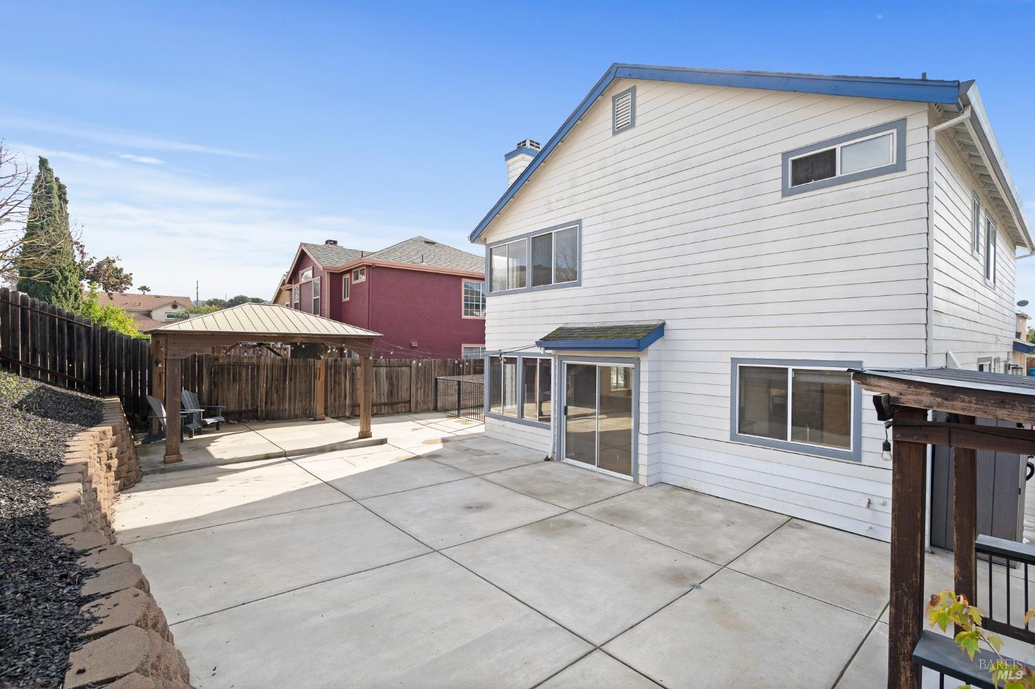 Detail Gallery Image 38 of 48 For 1740 Gateway Dr, Vallejo,  CA 94589 - 4 Beds | 3 Baths