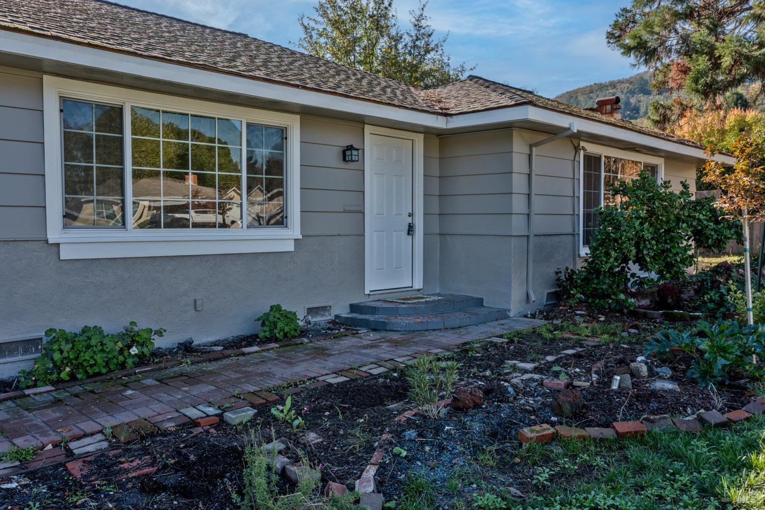 Detail Gallery Image 27 of 31 For 409 Luce Ave, Ukiah,  CA 95482 - 4 Beds | 3/1 Baths