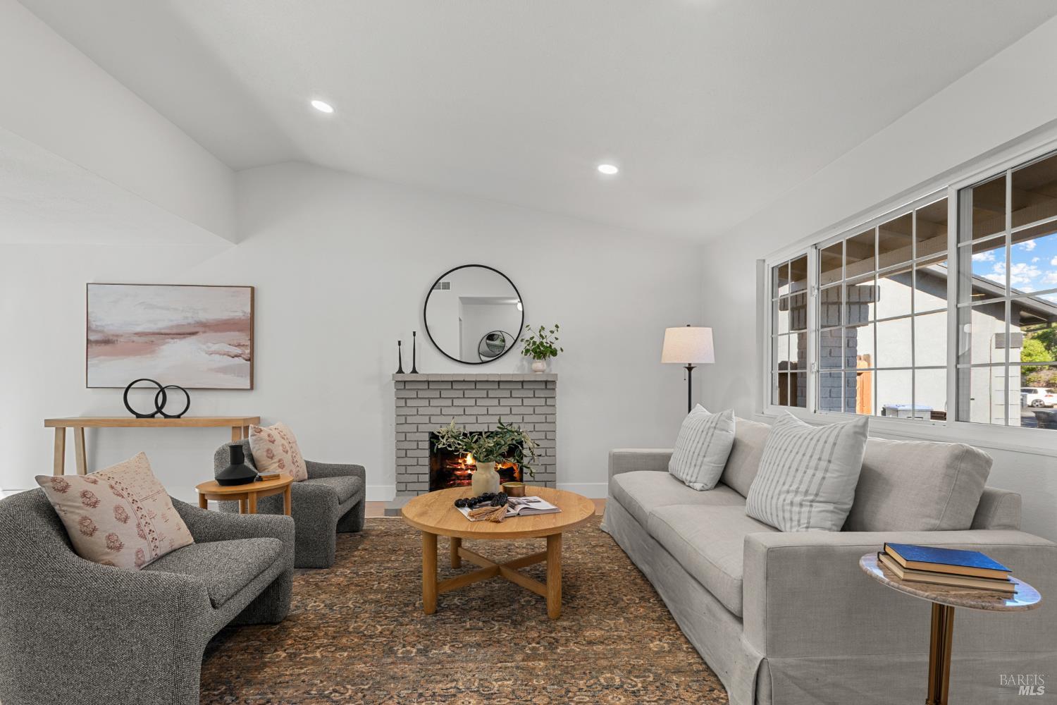 Detail Gallery Image 7 of 33 For 907 Shelduck Ct, Suisun City,  CA 94585 - 4 Beds | 2 Baths